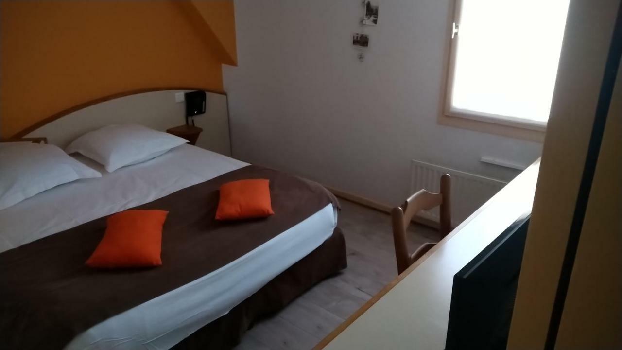Hotel Les Vignes Rouges Ispagnac المظهر الخارجي الصورة