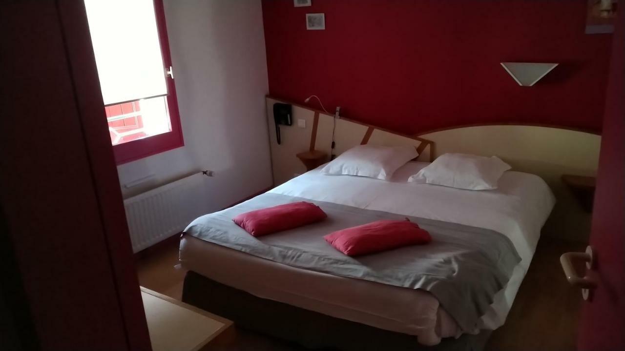 Hotel Les Vignes Rouges Ispagnac المظهر الخارجي الصورة